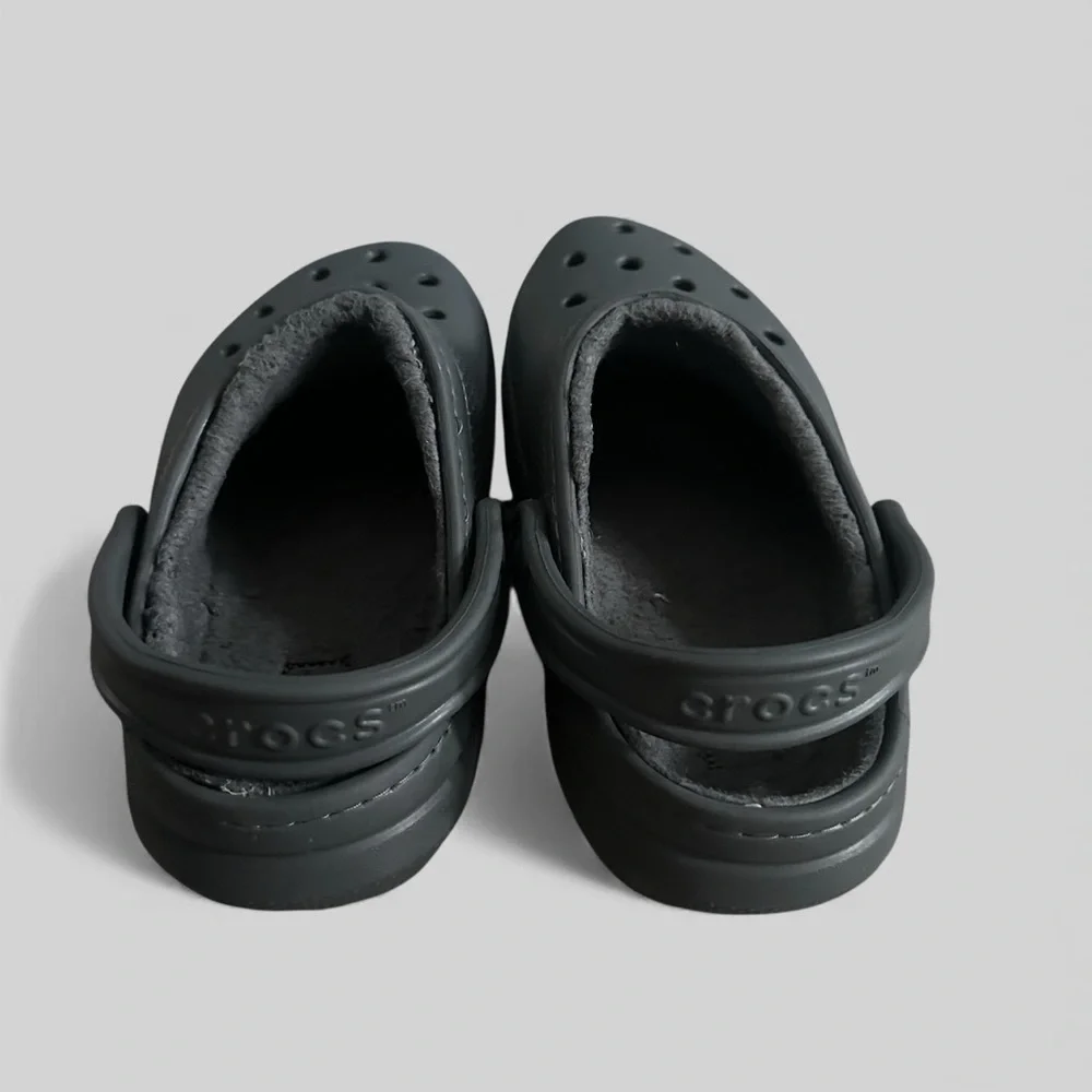 Crocs Lined Slip‎ on Shoes Dark Gray Clogs Men 8 Women 10
